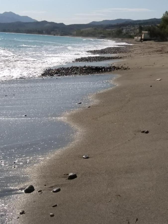 Villa El Sa Calopezzati Bagian luar foto